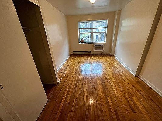 2nd image of 340 E 85th St #4A