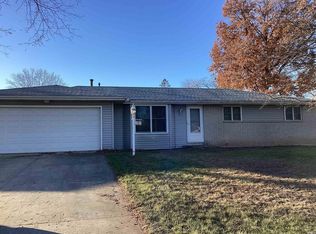 4119 Wedgewood Dr, Fort Wayne, IN 46815