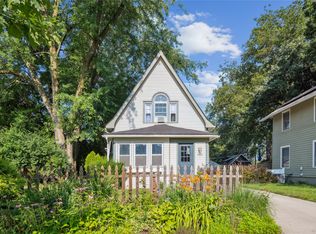 1430 32nd St, Des Moines, IA 50311