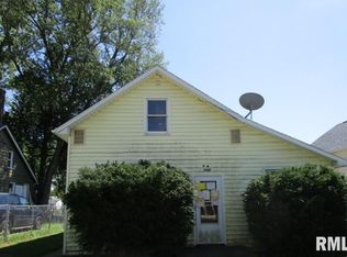 1307 W 8th St, Davenport, IA 52802