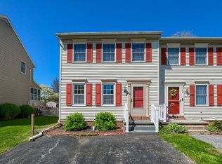 68 Cranfield Ct, Elizabethtown, PA 17022