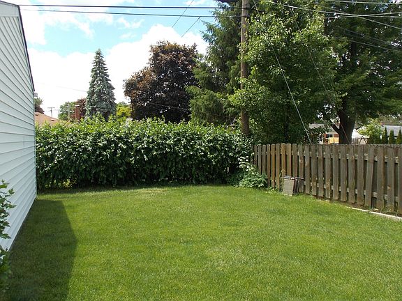 5th image of 29915 Lonnie Dr