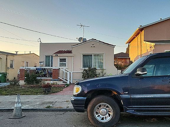 2nd image of 1527 53rd Ave