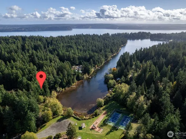 11104 Matthews Way, Anderson Island, WA 98303