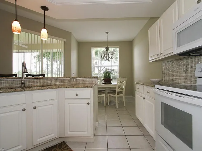 2150 Arielle Dr #506 — Photo 8