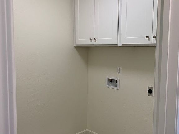 2nd image of 2030 W Chianti Way