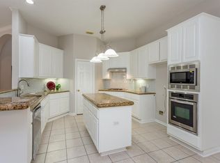 5511 Ambrose Dr, Sugar Land, TX 77479