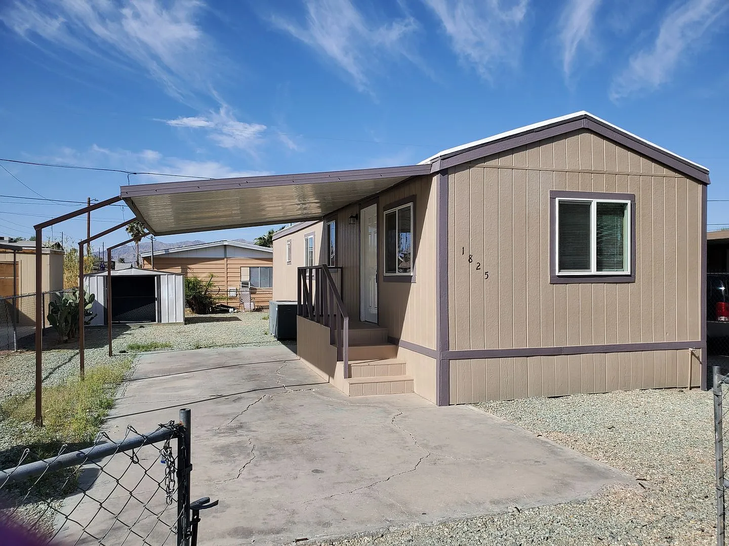 2 Bedroom, 1 Bath Mobile Home in Bullhead City — Photo 1