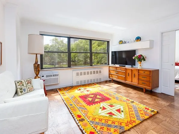 205 W End Ave APT 2K, New York, NY 10023