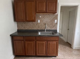3444 E 149th St APT 4, Cleveland, OH 44120