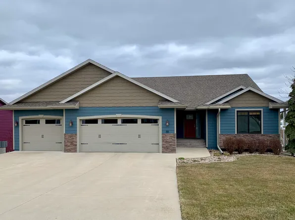 88 Helen Ave, Milford, IA 51351