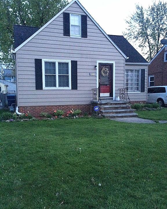 2nd image of 3403 Tuxedo Ave