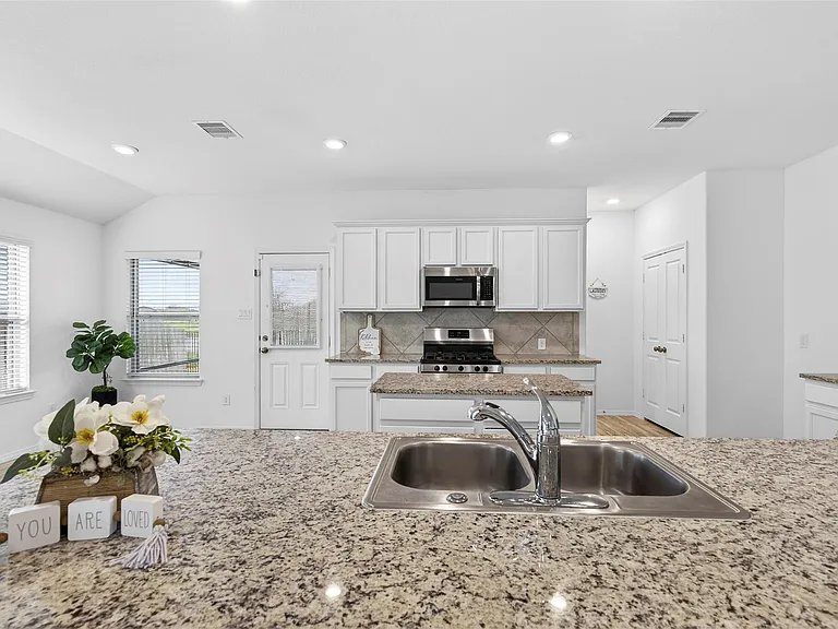 5402 Still Creek Ranch Dr — Photo 14