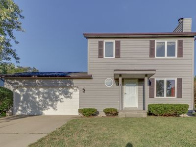 1 Starlight Ct, Bloomington, IL, 61704