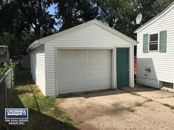 5th image of 623 N Platten St