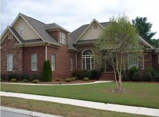 1069 Norfolk Green Cir, Chattanooga, TN 37421