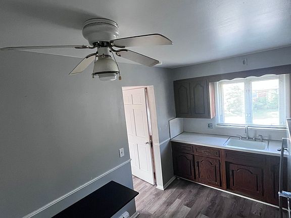 3rd image of 355 8th St Floor 2