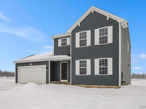301 Samantha Way, Davisburg, MI 48350