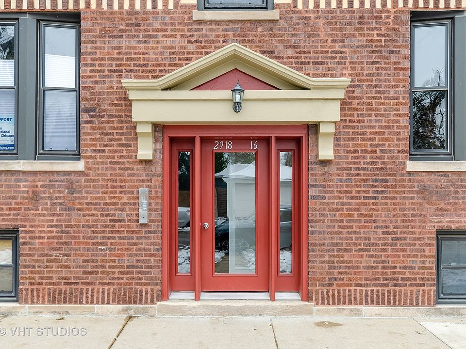 1st image of 2916 W Berteau Ave #2