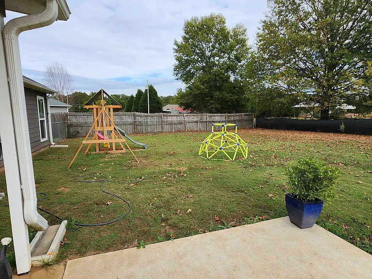 48 Wheatfield Dr — Photo 32