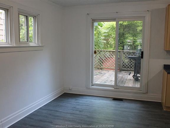 4th image of 420 Ellis St W