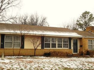 1021 E 7th Pl, Ada, OK 74820