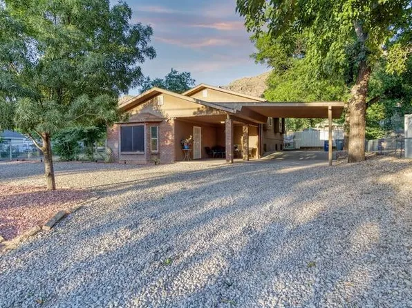 65 S Main St, La Verkin, UT 84745