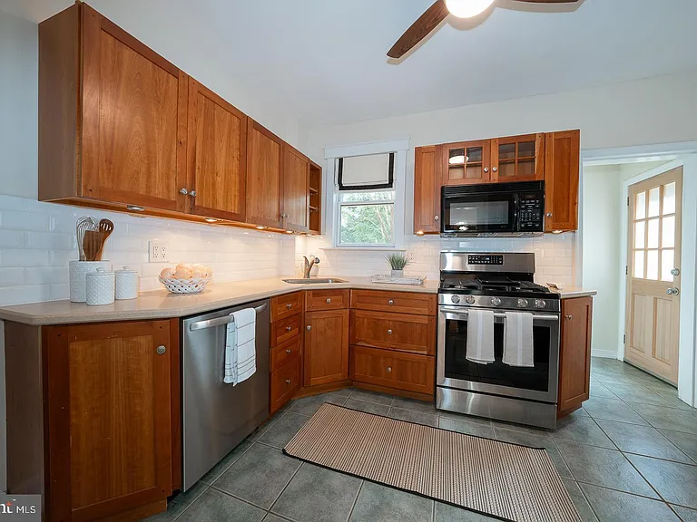 17 E Turnbull Ave — Photo 12