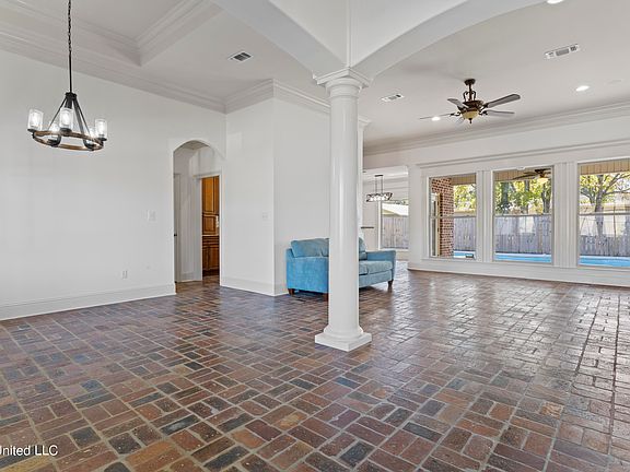 4th image of 11489 Briarstone Pl