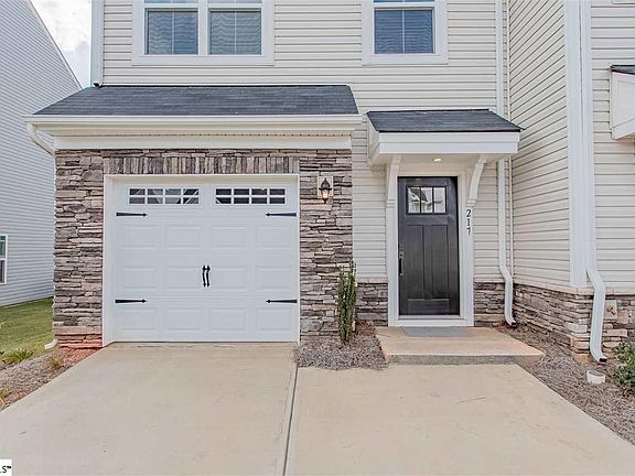 3rd image of 217 Clearwood Dr