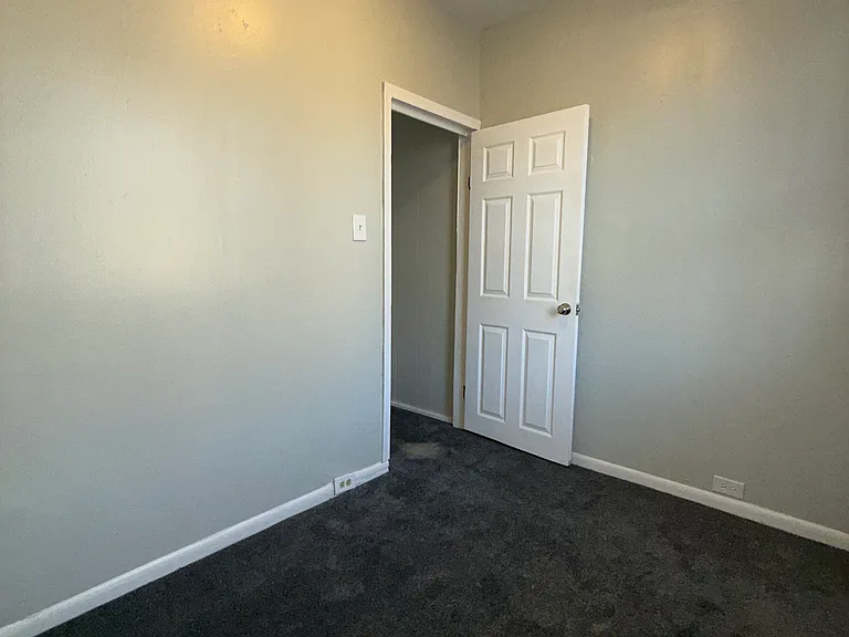 247 E Mayfield St — Photo 11