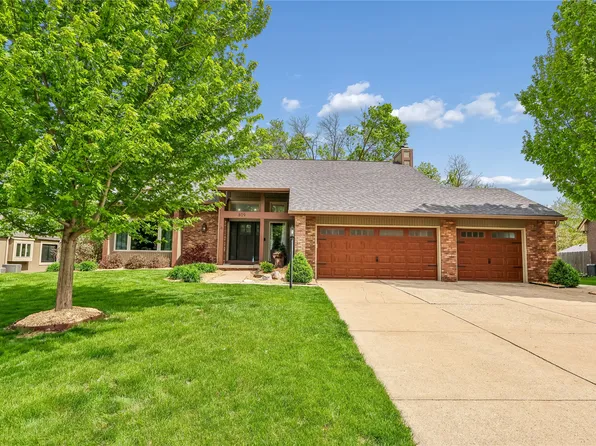 809 36th St, West Des Moines, IA 50265