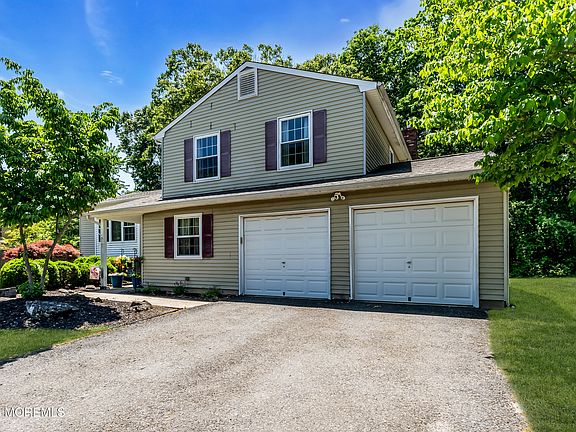 2nd image of 71 Glen Arden Drive