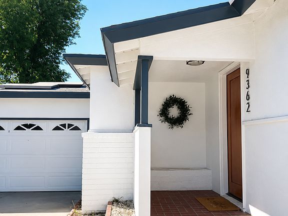 5th image of 9362 Nagle Ave