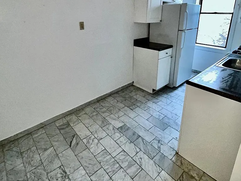 42 Van Wagenen Ave #23 — Photo 18