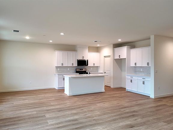 2nd image of 8417 Estes Way