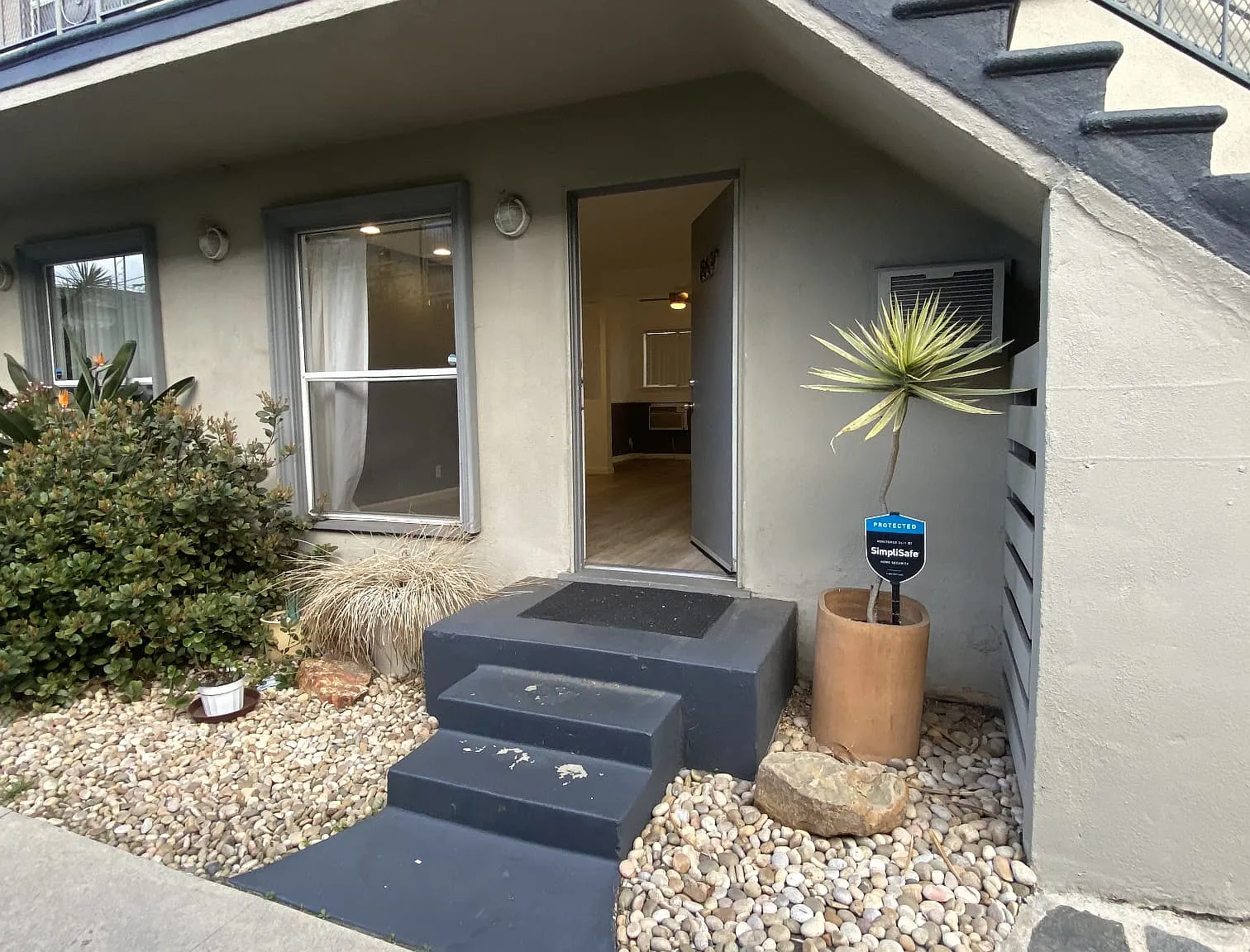 1 bed, 600 sqft, $2,399 — Photo 1