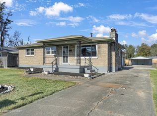3224 Teakwood Cir, Louisville, KY 40216