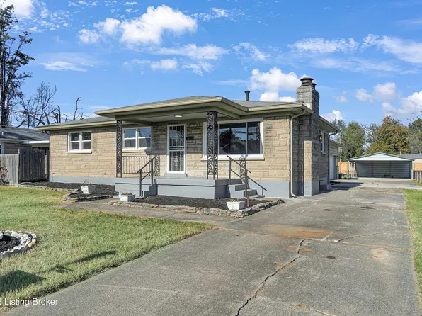 3224 Teakwood Cir, Louisville, KY 40216