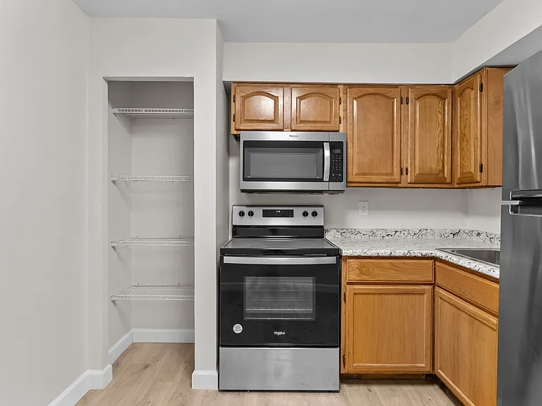 4617 Virginia Ave — Photo 9