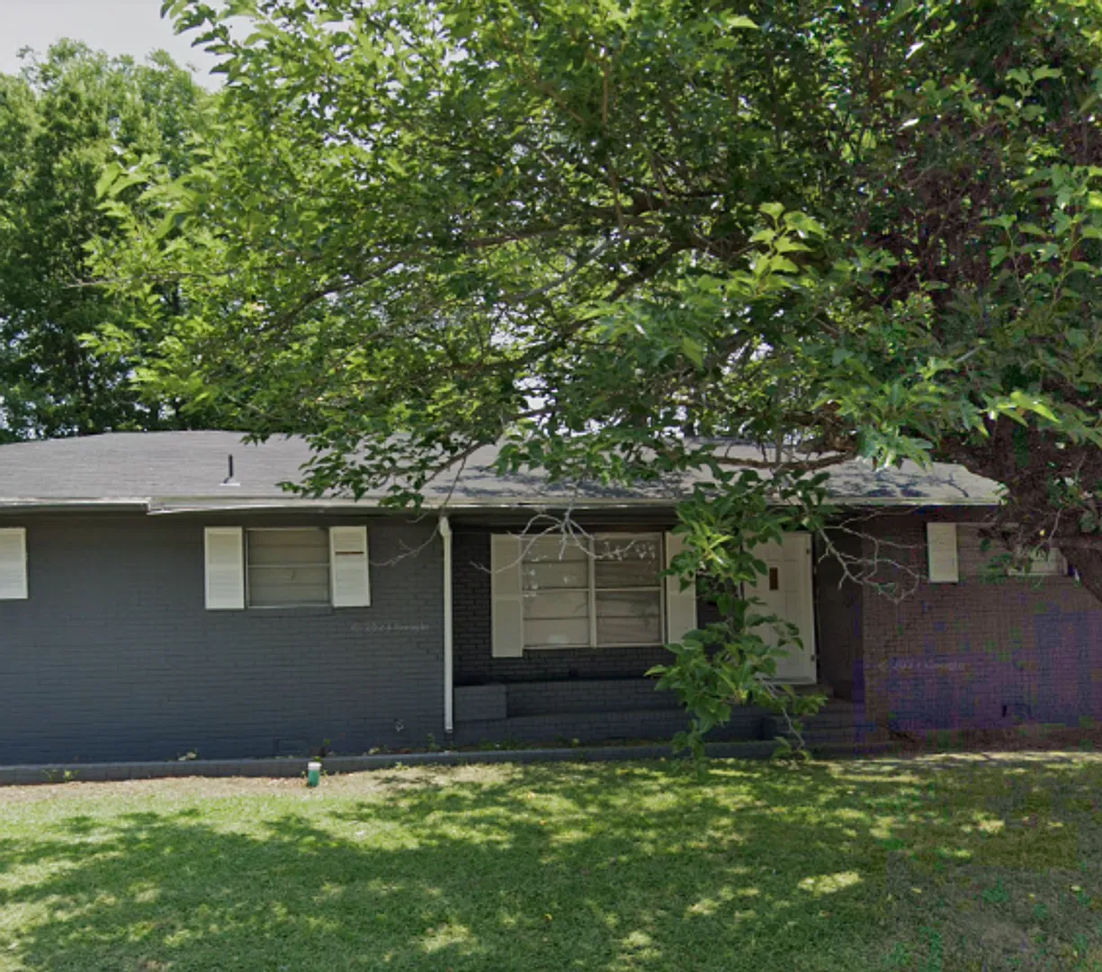 610 Park — Photo 1