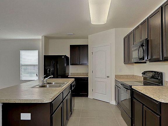 4th image of 15114 Agave Grove Pl
