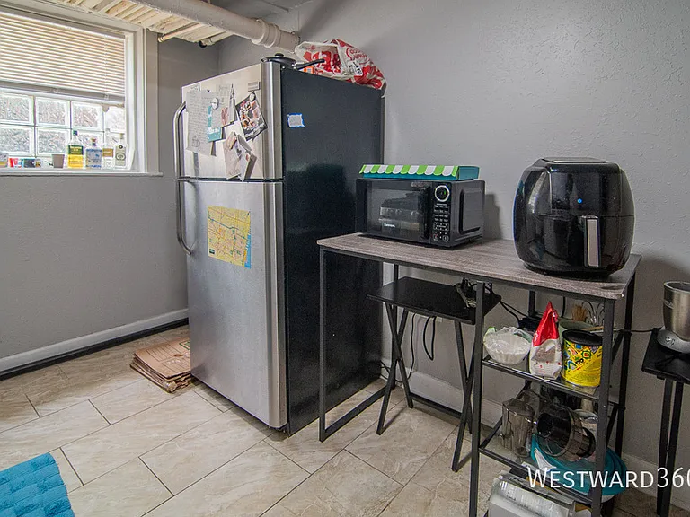 3821 W Wrightwood Ave #G — Photo 3