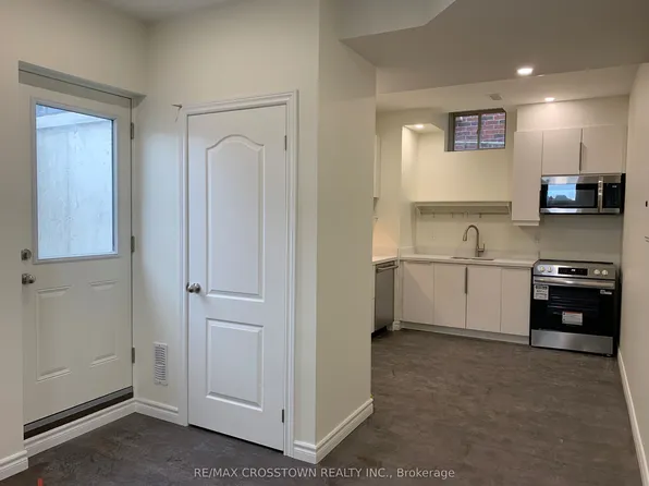 1224 Wickham Rd, Innisfil, ON L9S 0P9