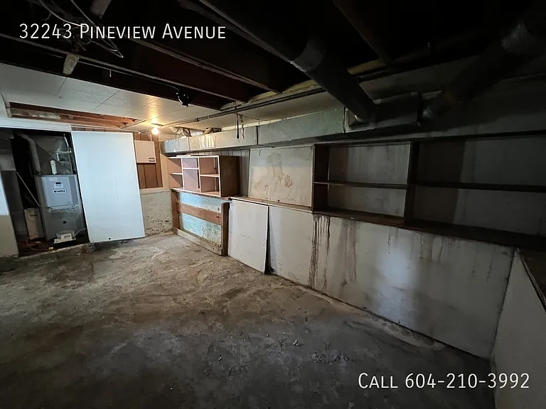 32243 Pineview Ave — Photo 6