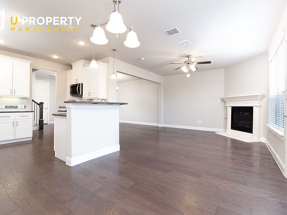 5th image of 3013 Galveston St
