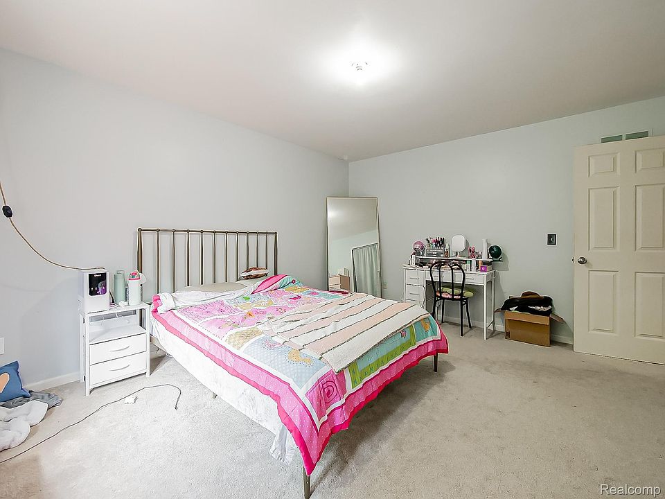 6052 Glen Eagles Dr, photo 12