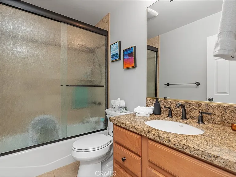 66 Baycrest Ct — Photo 26
