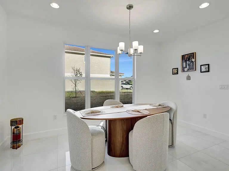 1396 Bushel Creek Xing — Photo 4
