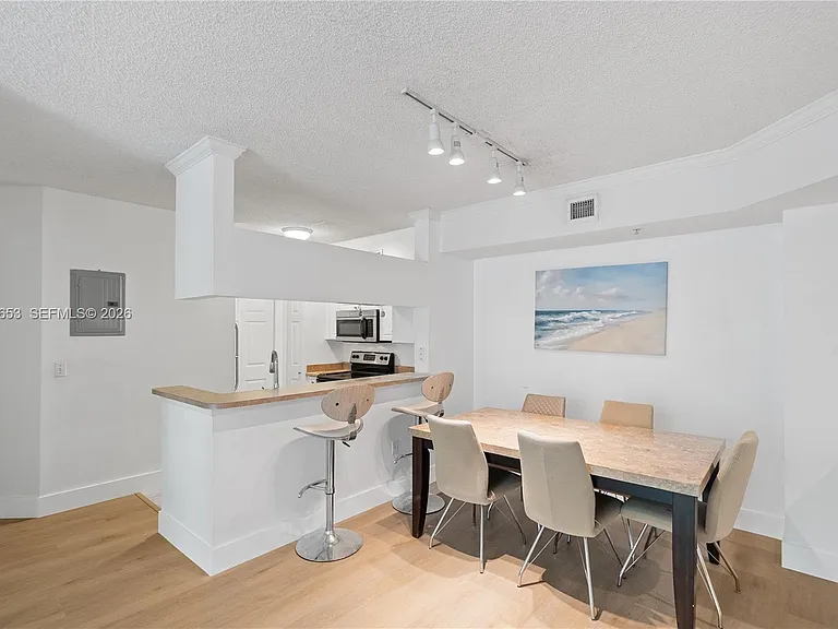 17145 N Bay Rd #4311 — Photo 16